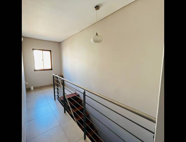 2 BEDROOM APARTMENT TO LET IN WAVERLEY